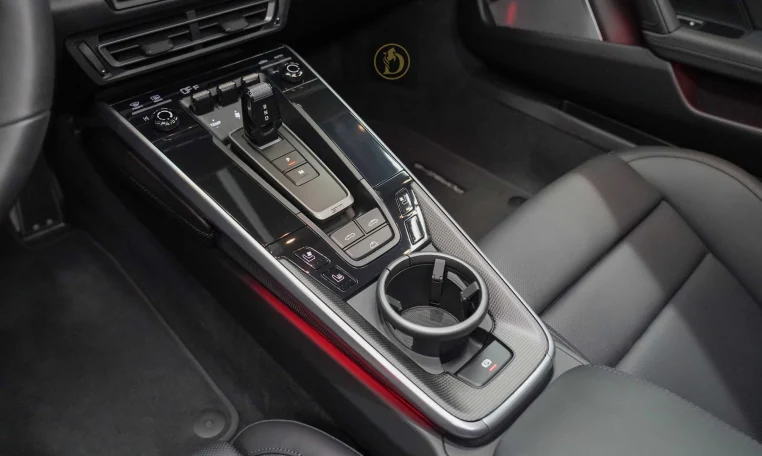 Porsche 911 Turbo S Cabriolet for sale in Duabi