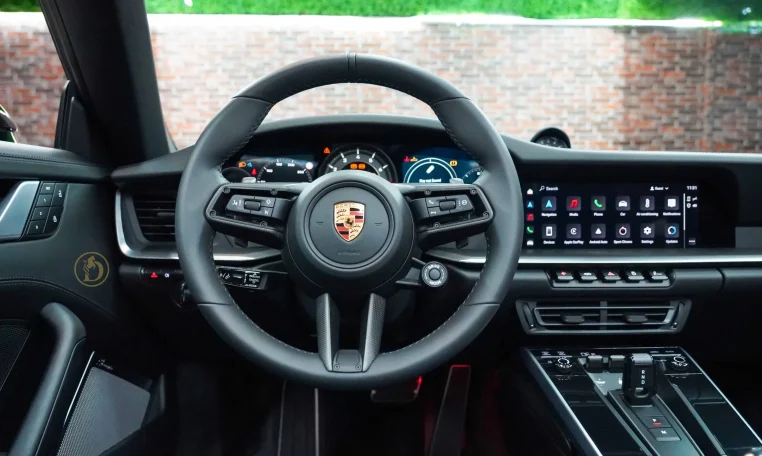 Porsche 911 Turbo S Cabriolet for sale in Duabi