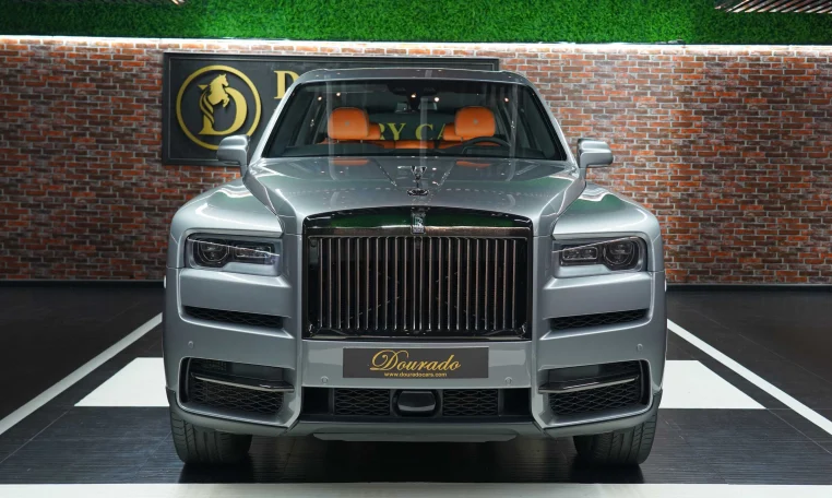 Rolls-Royce Cullinan in Jubilee Silver Car for Sale in UAE