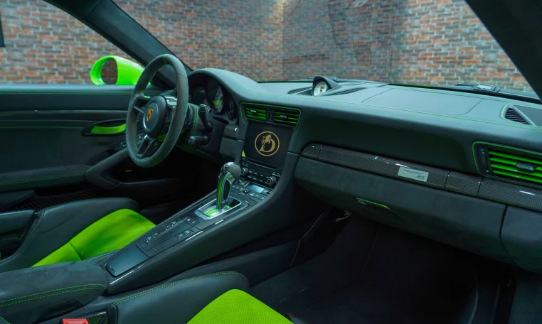 Buy Porsche 911 GT3 RS in Dubai UAE