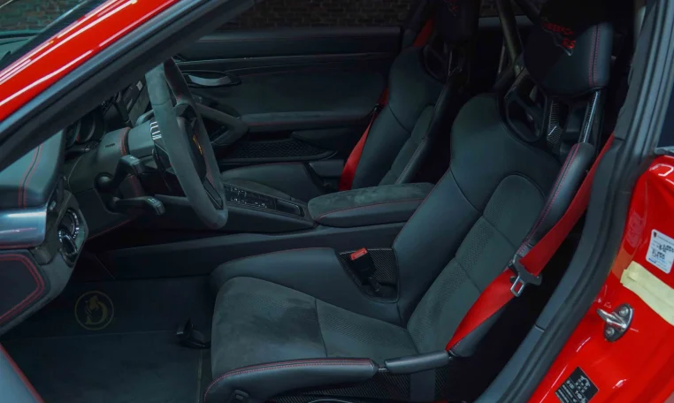 Buy Porsche 911 GT3 RS Luxury Car in Dubai