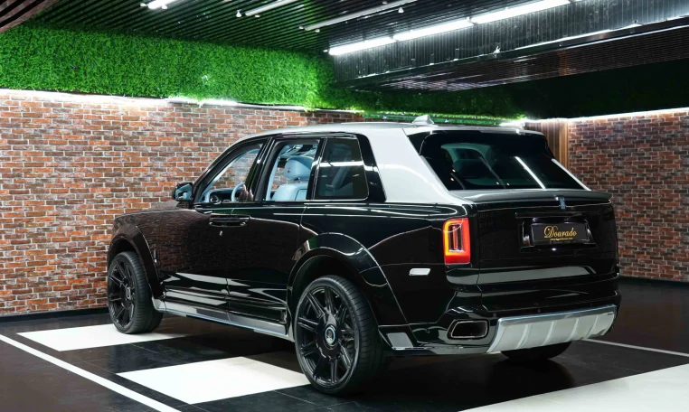 Rolls-Royce Cullinan Black Badge Car Dealership in Dubai