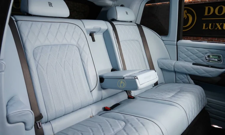 Buy Rolls-Royce Cullinan Black Badge Car in Dubai