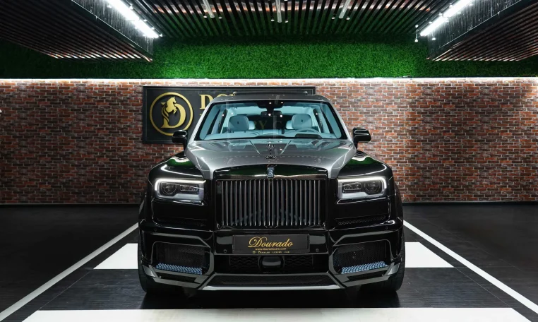 Rolls-Royce Cullinan Black Badge for Sale in UAE