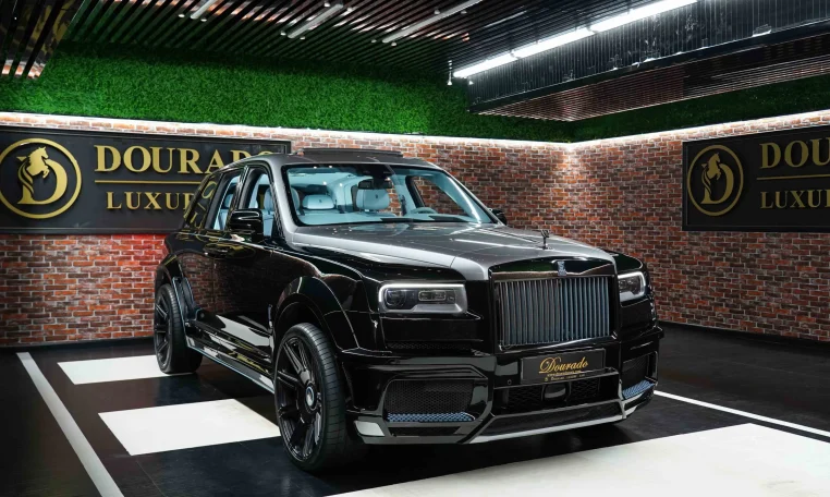 Rolls-Royce Cullinan Black Badge Luxury Car for Sale in UAE