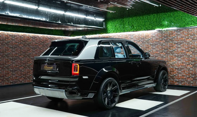 Rolls-Royce Cullinan Black Badge Exotic Car for Sale in UAE