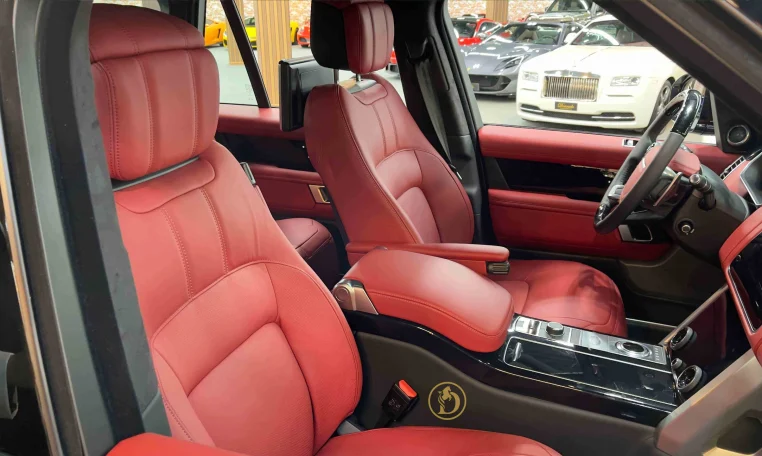 Range Rover Autobiography Luxury Car in Black Dealership