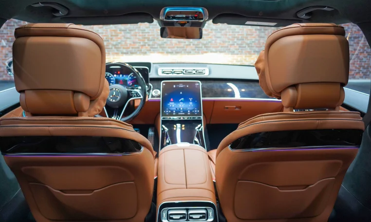 Buy Mercedes S 580 4MATIC Interior Brown Car in Dubai