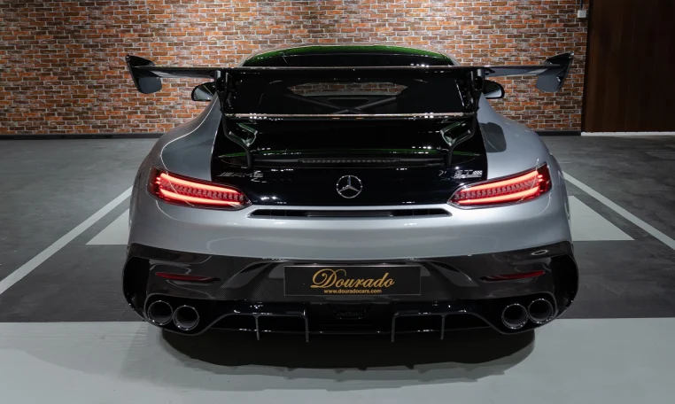 MERCEDES AMG GT BLACK SERIES 2022 Luxury Car for Sale in Dubai