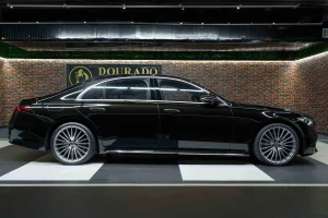 Mercedes S 580 4MATIC Interior Brown Super Car for Sale in Dubai