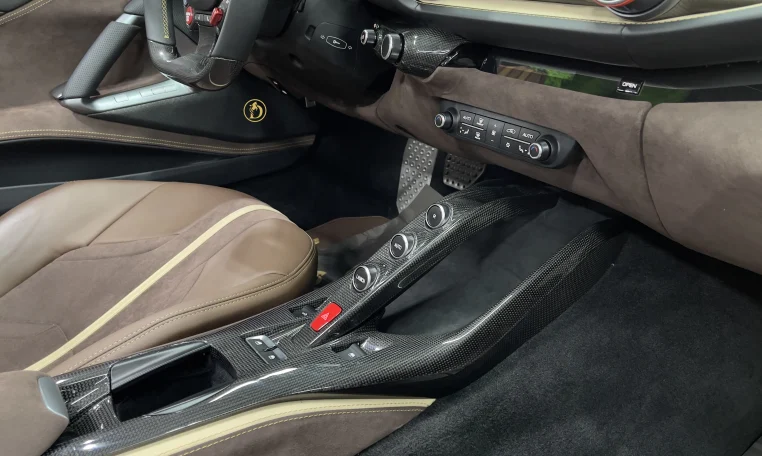 Ferrari 812 GTS Super Car for Sale in Dubai