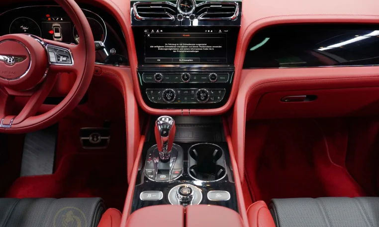 Buy Bentley Bentayga White Dubai