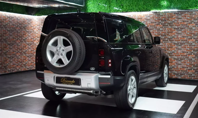 Land Rover Defender 110 P400 SE Dubai Exotic Car dealership