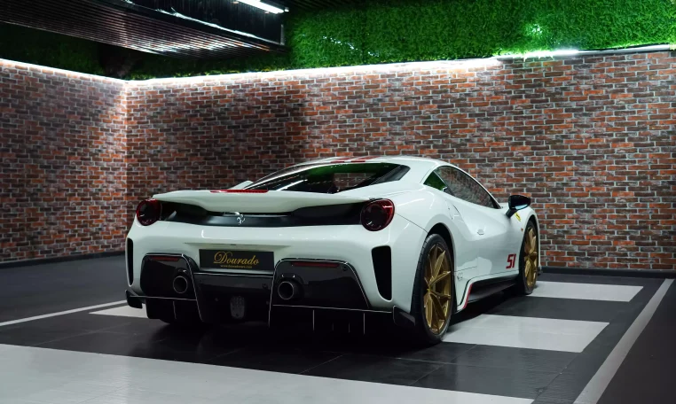 Ferrari 488 Pista Super Car for Sale in UAE