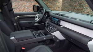 Land Rover Defender P400 SE 2023 Luxury in Elegant Green for sale in Dubai