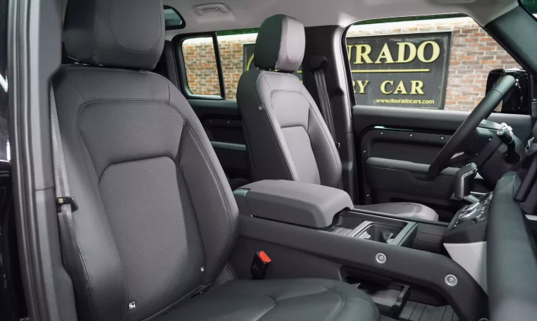 2023 Land Rover Defender 110 P400 SE Luxury SUV in Black for sale