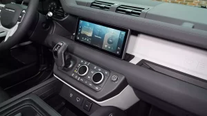 Land Rover Defender P400 SE 2023 Luxury in Elegant Green for sale in UAE