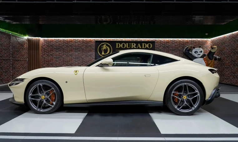 Ferrari Roma 2022 for Sale in Dubai UAE