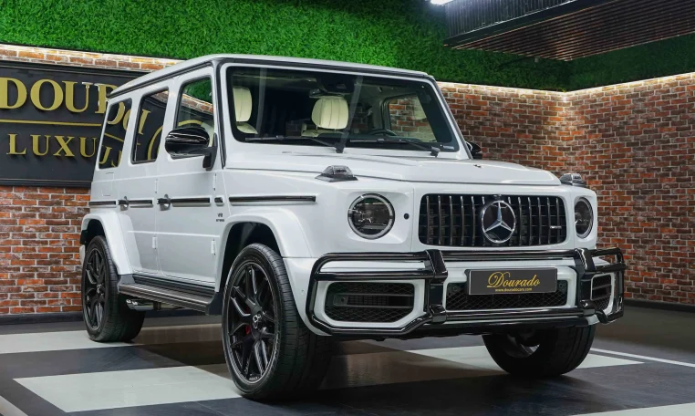 Mercedes G 63 AMG in White for Sale in Dubai