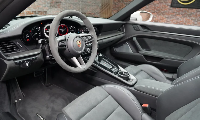 Buy Porsche 911 Exotic Car in Dubai