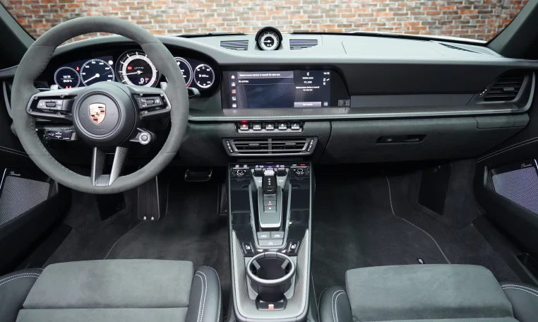 Buy Porsche 911 Super Car in Dubai