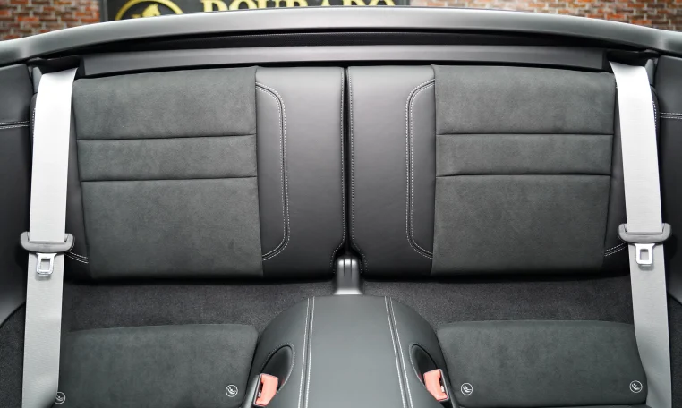 Buy Porsche 911 Luxury Car in Dubai