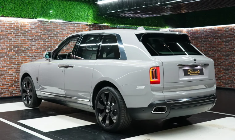 Rolls Royce Cullinan Silver Dealership in Dubai UAE