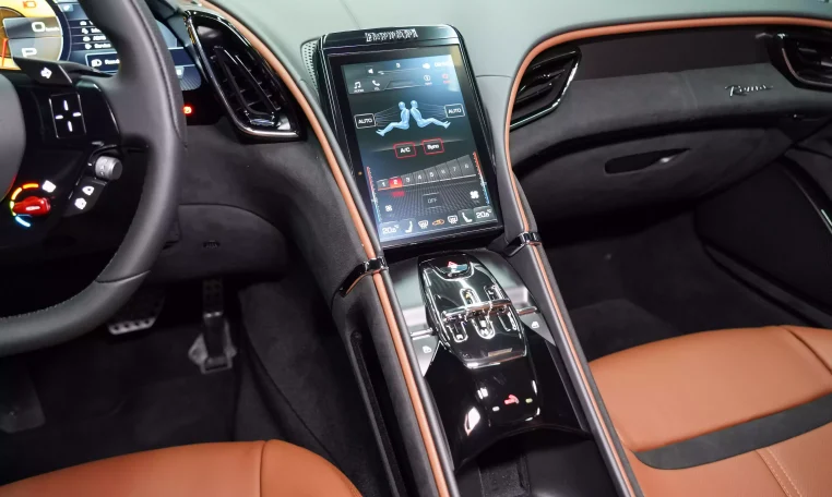 Buy Ferrari Roma 2023 Luxury Car in Dubai