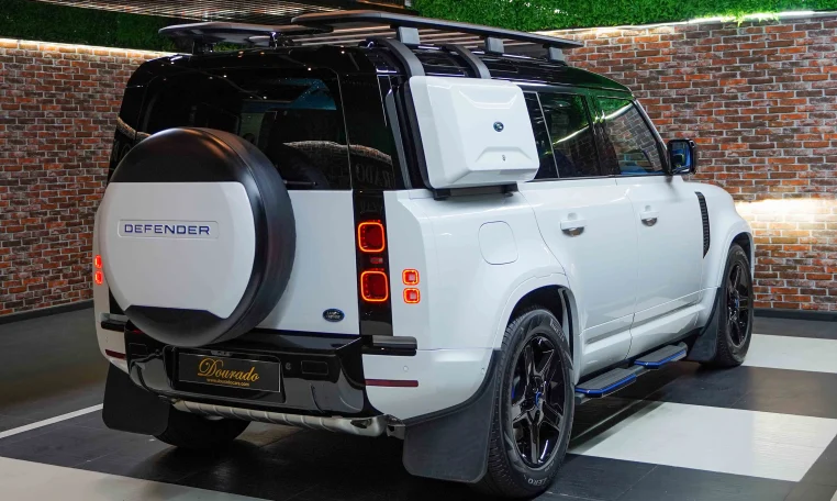 Land Rover Defender 110 P400 SE in White Exotic car