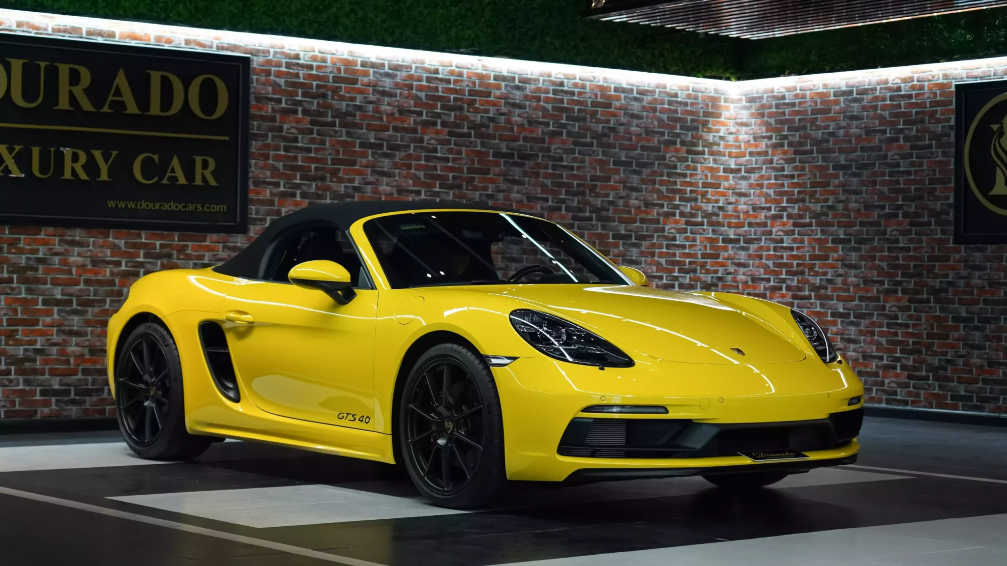Porsche Luxury car for sale in UAE