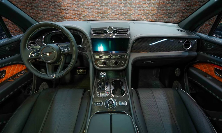 Bentley Bentayga Black Luxury Car dealers UAE