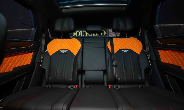 Bentley Bentayga Black Luxury Car dealers Dubai