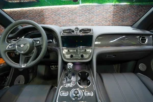 Bentley Bentayga Luxury Car dealers Dubai