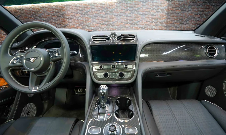 Bentley Bentayga Luxury Car dealers Dubai