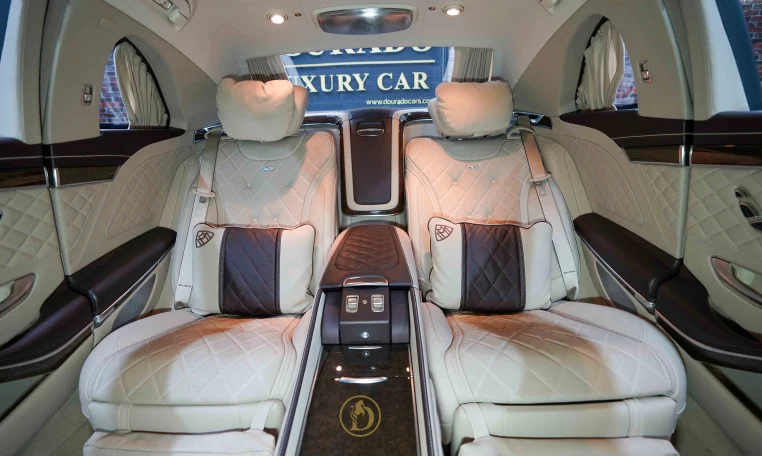 Mercedes S600 Maybach Pullman