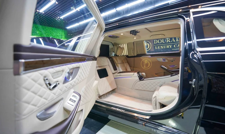 Mercedes S600 Maybach Pullman