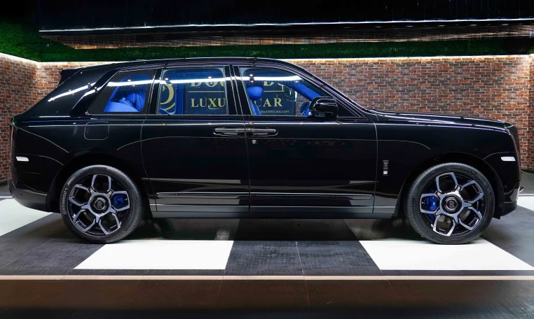 Rolls Royce Cullinan Luxury Car Dealership in UAE