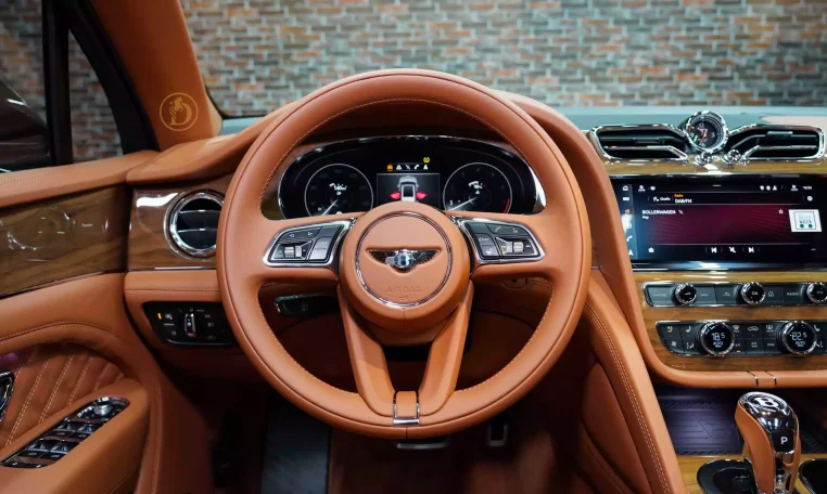 Bentley Bentayga 2023 Luxury Car for sale Dubai