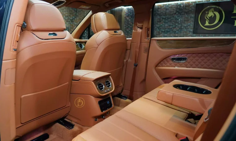 Bentley Bentayga 2023 for sale