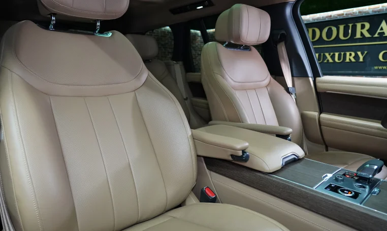 Range Rover Autobiography P530 Luxury Car in Santorini Black for sale