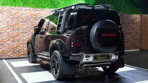 Land Rover Defender 110 P400 SE In Black Luxury car