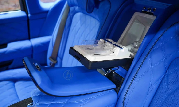 Buy Rolls Royce Cullinan in UAE