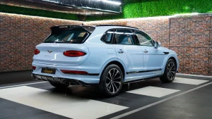 Bentley Bentayga in Jetstream Blue Cars