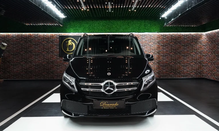 Mercedes-Benz V250 Diesel (LWB) 4MATIC for Sale in UAE