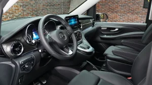 Mercedes-Benz V250 Diesel (LWB) 4MATIC Car Dealership in Dubai