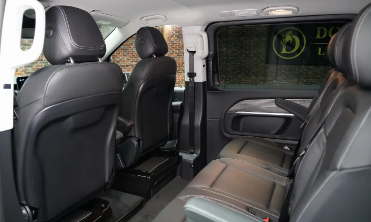 Buy Mercedes-Benz V250 Diesel (LWB) 4MATIC in UAE