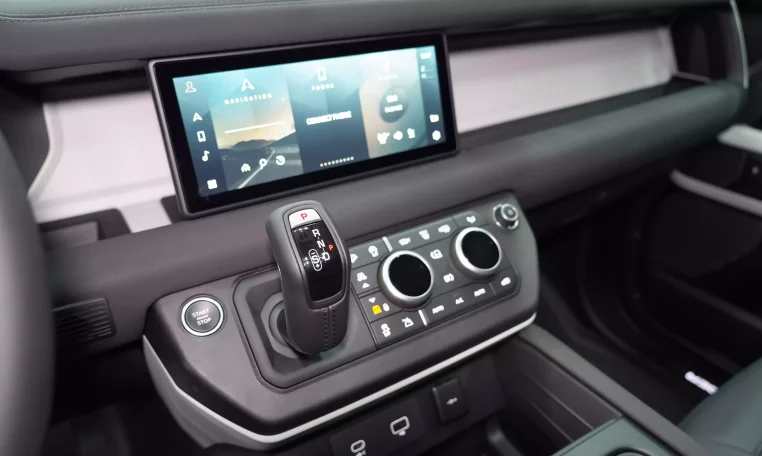 2023 Land Rover Defender p400 XS Edition Silicon Silver Exotic Car