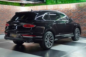 Bentley Bentayga Black Luxury Car for sale in Dubai
