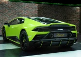 Lamborghini Huracan EVO Car Dealership in dUBAI