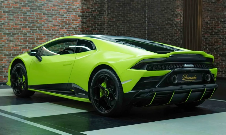 Lamborghini Huracan EVO Super Car Dealership